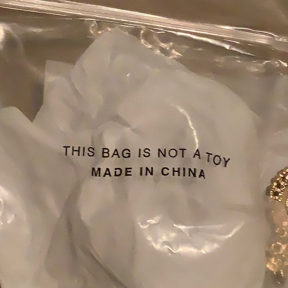 Rhinestone Heart Earrings . Absolutely stunning. Hard to find 💜💜💜💜 - Picture 5 of 5